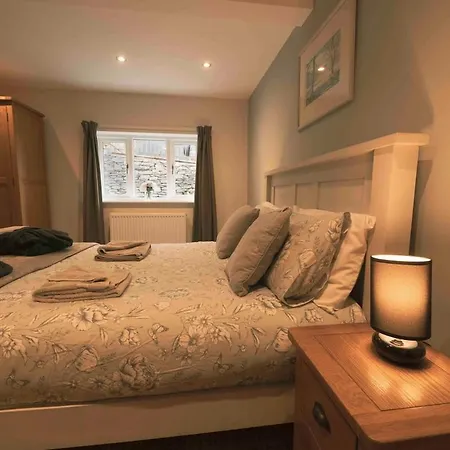 Apartment Barneys With Hot Tub In The District National Park